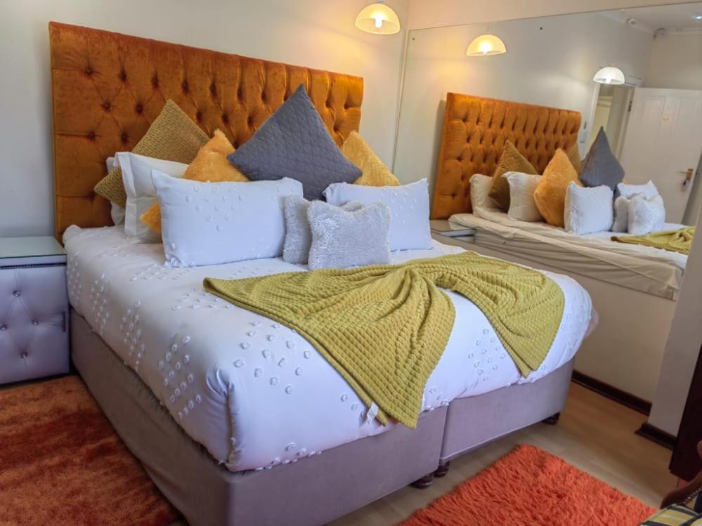 Obaa Sima Guest House Мтата Экстерьер фото