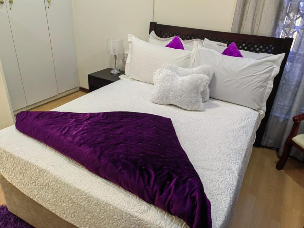 Obaa Sima Guest House Мтата Экстерьер фото